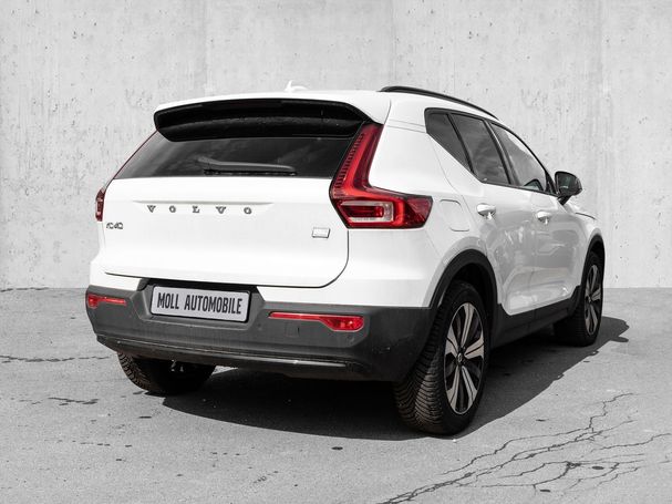 Volvo XC40 Recharge Plug-in Hybrid Ultimate Dark 155 kW image number 2