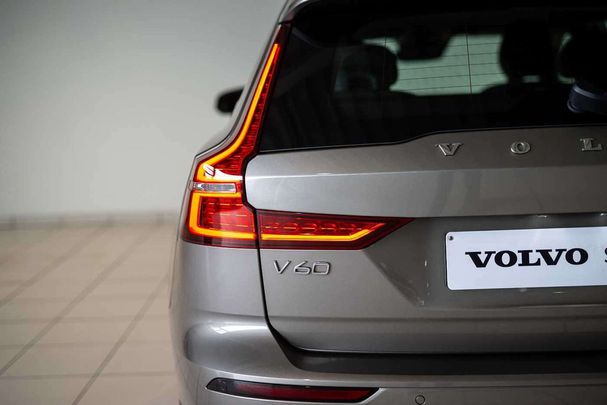 Volvo V60 B4 Momentum 145 kW image number 10