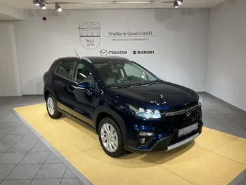 Car image 4