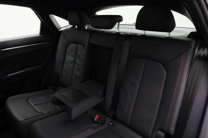 Car image 41