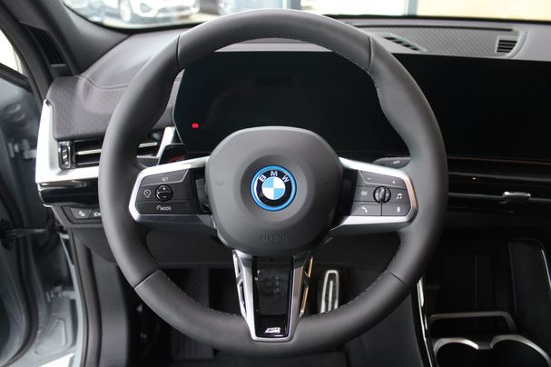 BMW iX2 xDrive30 230 kW image number 8