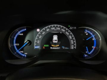 Car image 26