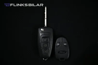 Car image 37