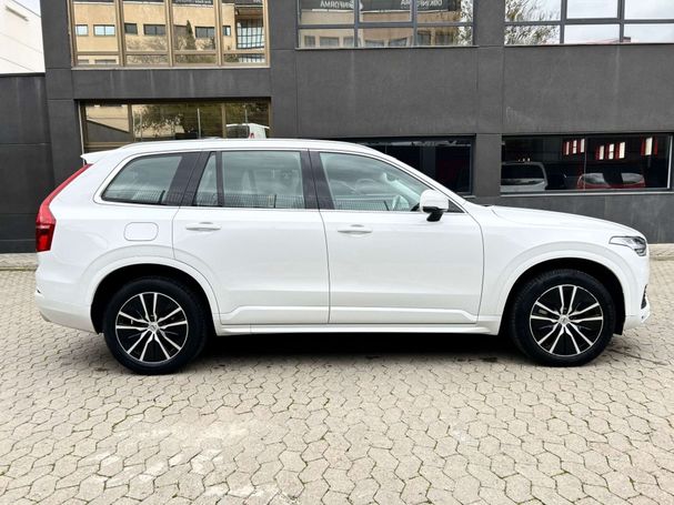 Volvo XC90 B5 AWD Plus 173 kW image number 8