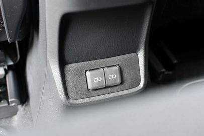 Car image 38