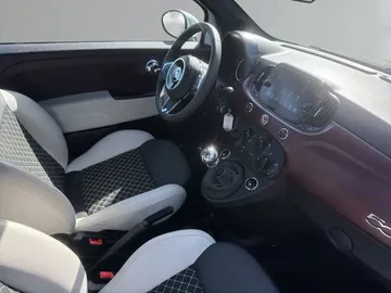 Car image 18