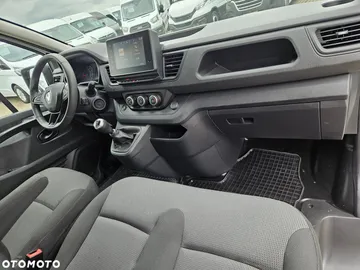Car image 35