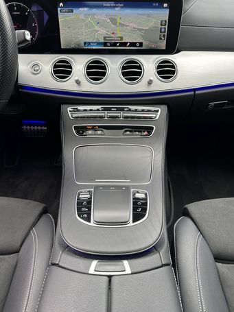 Mercedes-Benz E 220 d T 143 kW image number 13