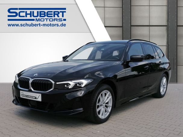 BMW 320i Touring 135 kW image number 1