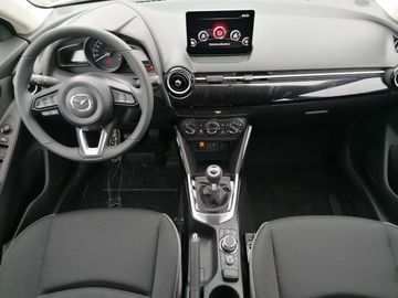 Car image 14