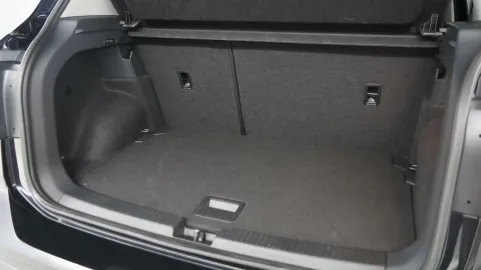 Car image 39