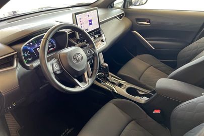 Car image 13