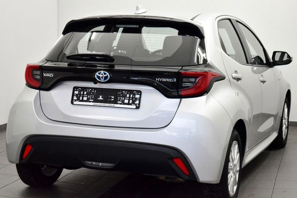 Toyota Yaris Hybrid 85 kW image number 2