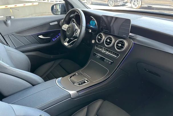 Mercedes-Benz GLC 300 e 235 kW image number 24