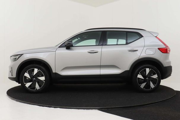 Volvo XC40 Single Motor Essential 175 kW image number 13