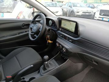 Car image 19