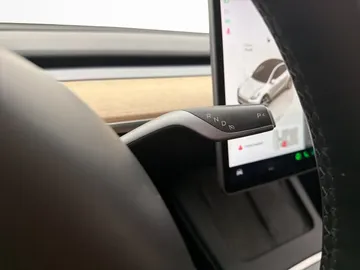 Car image 35