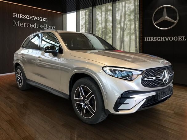 Mercedes-Benz GLC 300 e edition AMG Line 230 kW image number 2