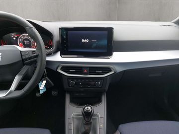 Car image 14