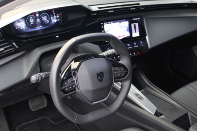 Car image 31