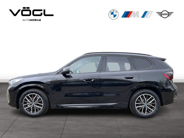 BMW iX1 eDrive20 M Sport 150 kW image number 4