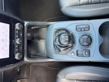 Car image 39