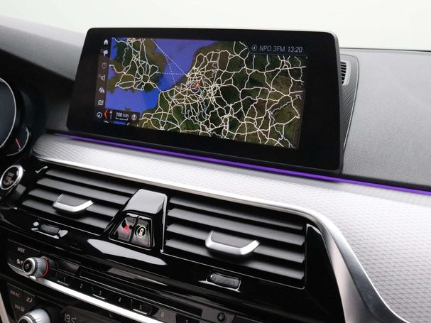 BMW 520i Touring 135 kW image number 21