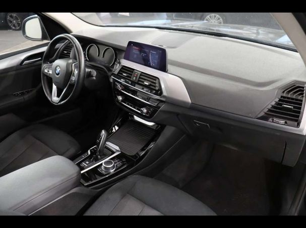 BMW X3 xDrive20i 137 kW image number 13