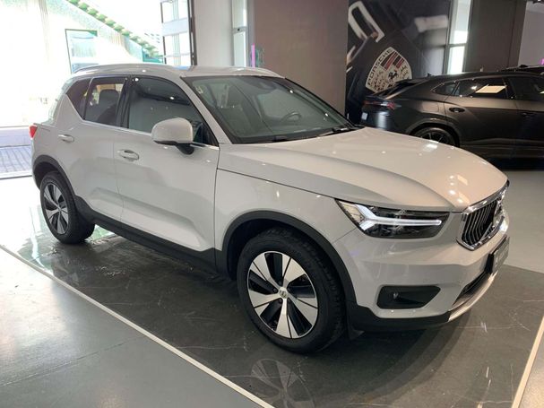 Volvo XC40 T5 Recharge 192 kW image number 2