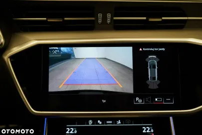 Car image 40