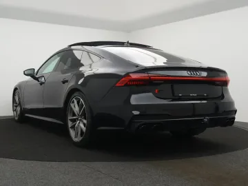 Car image 32