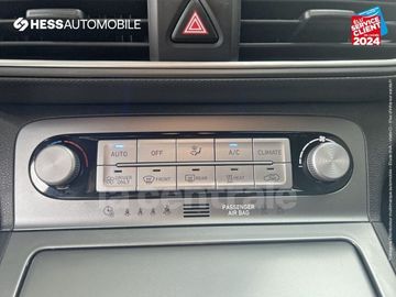 Car image 32