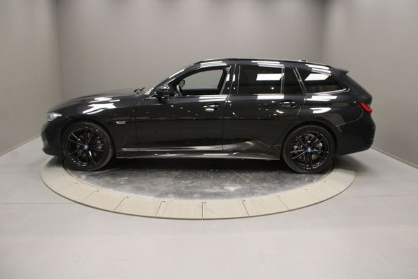 BMW 330e Touring xDrive 216 kW image number 5