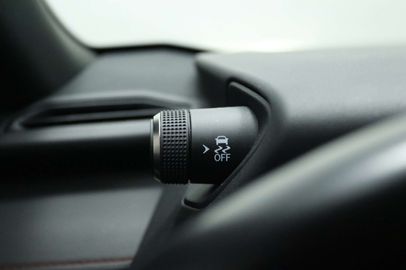 Car image 33