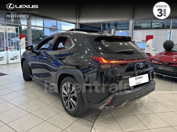 Lexus UX F SPORT 135 kW image number 21