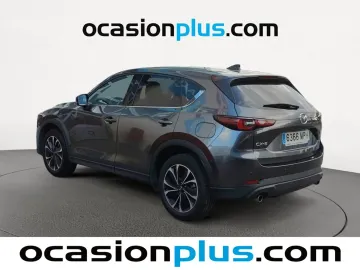 Car image 4
