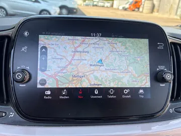 Car image 27