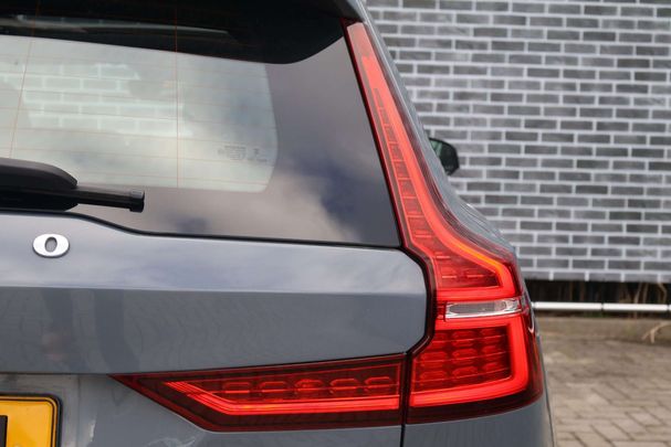 Volvo V60 B3 Plus 120 kW image number 7