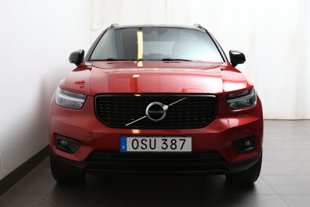 Volvo XC40 D4 AWD R-Design 140 kW image number 3