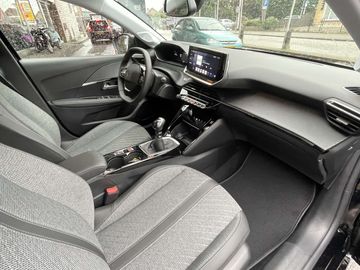 Car image 38