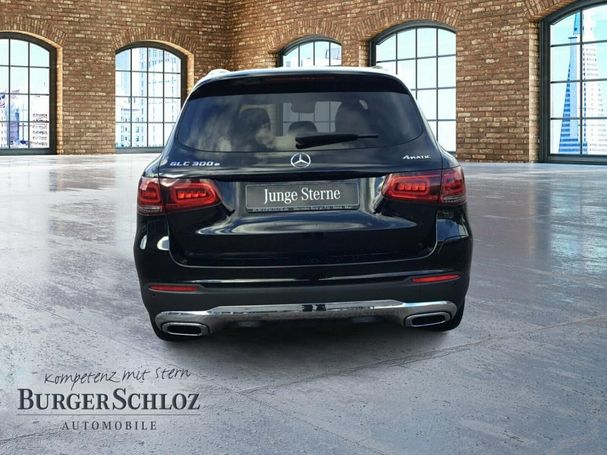 Mercedes-Benz GLC 300 e 4Matic 235 kW image number 6