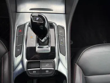 Car image 29