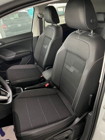 Volkswagen T-Cross 1.0 TSI Style 85 kW image number 9