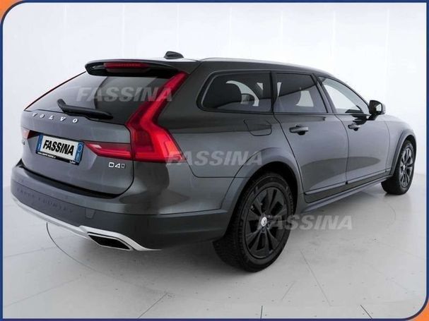 Volvo V90 Cross Country D4 AWD Geartronic Pro 140 kW image number 4