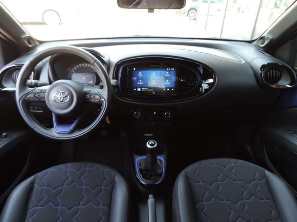 Toyota Aygo X 1.0 VVT-i 53 kW image number 12