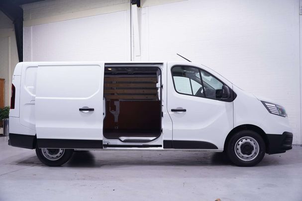 Renault Trafic dCi 110 81 kW image number 10