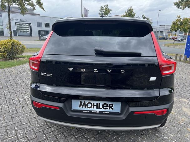 Volvo XC40 T4 Inscription Expression DKG 155 kW image number 7