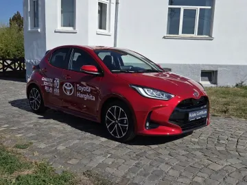 Car image 4