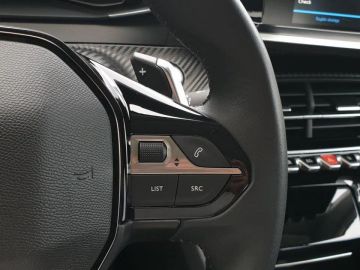 Car image 33