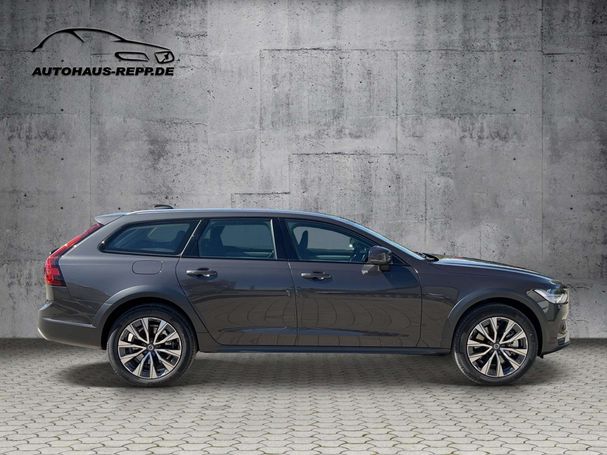 Volvo V90 Cross Country AWD B4 145 kW image number 7